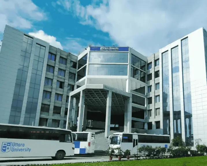 Uttara University campus building